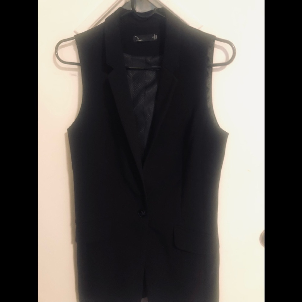 Black 3/4 Vest